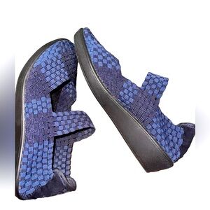 Women's Blue Woven Sandals